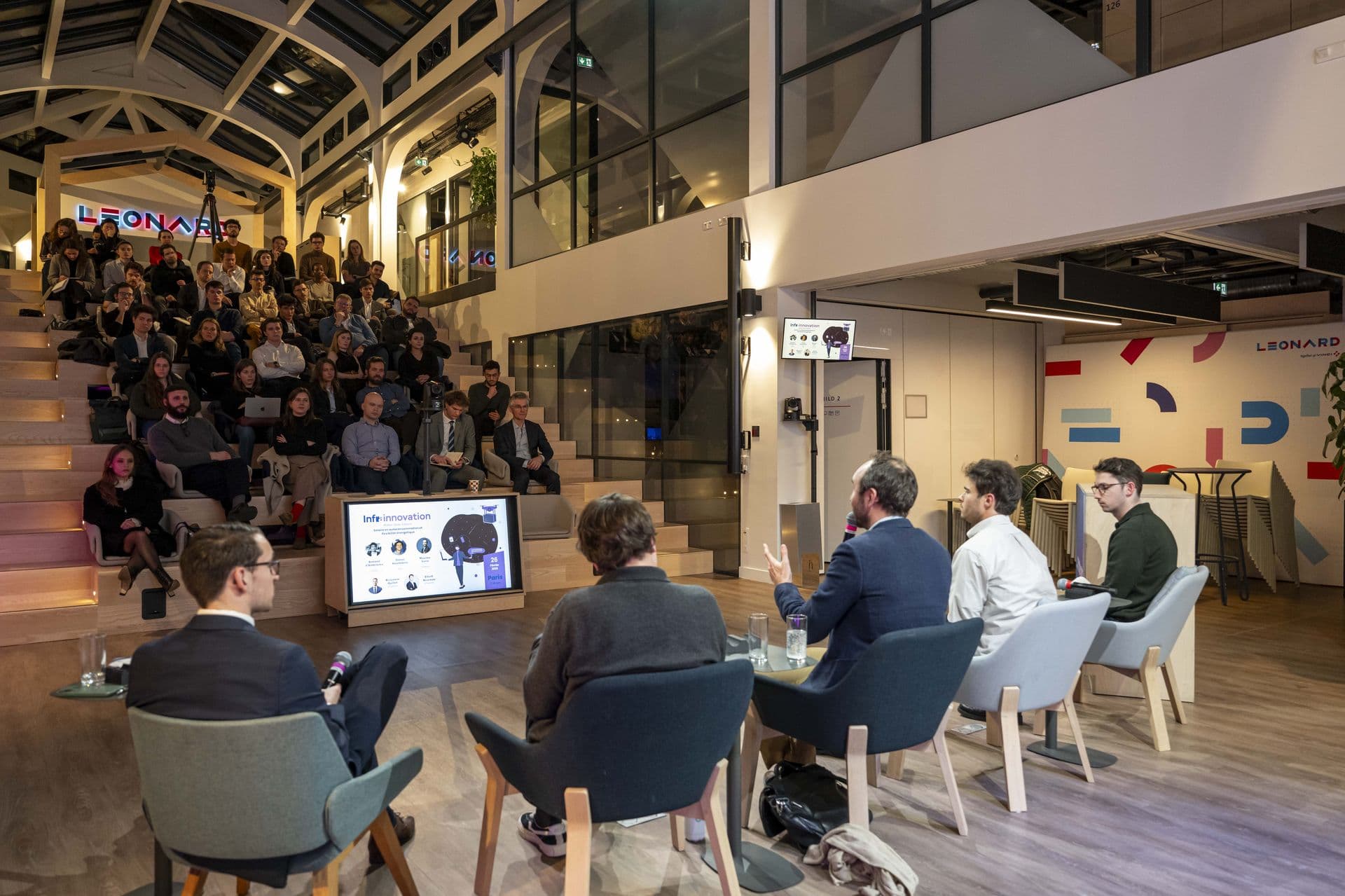 Table ronde innovation à Leonard, production Recognity